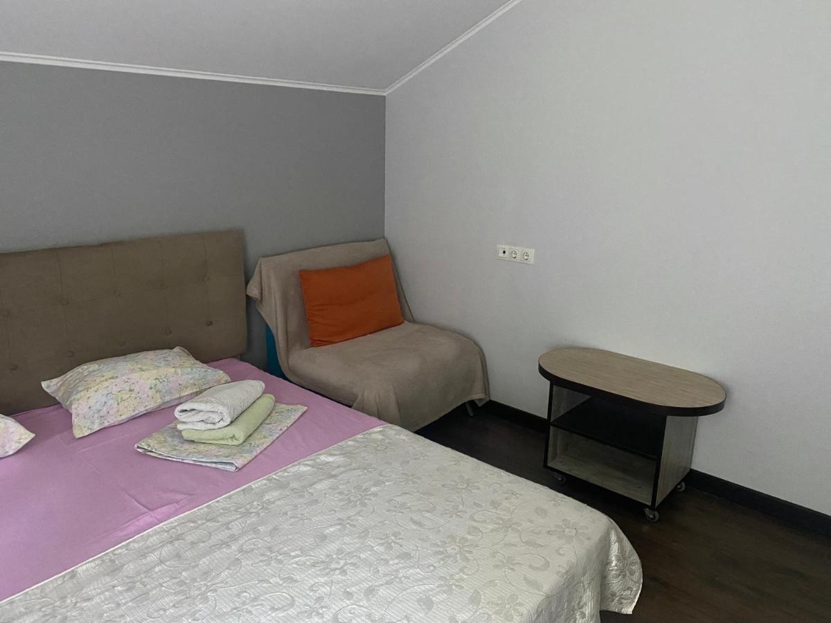 Guest House Olzhycha 45 Б Kiev Exterior foto