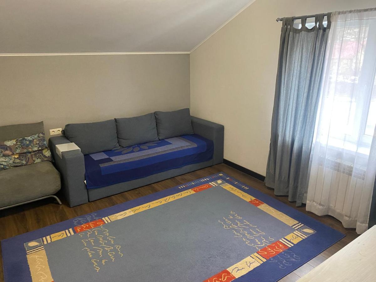 Guest House Olzhycha 45 Б Kiev Exterior foto