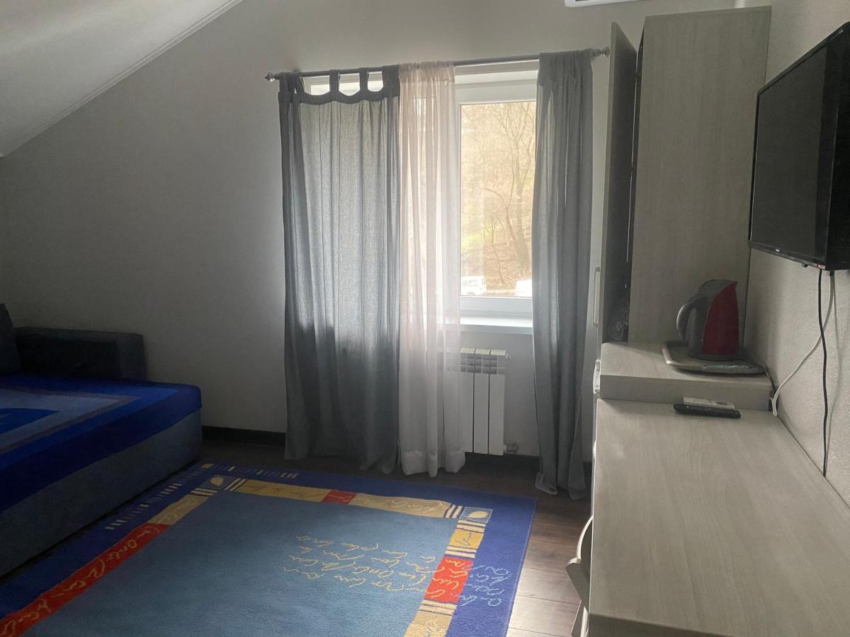 Guest House Olzhycha 45 Б Kiev Exterior foto